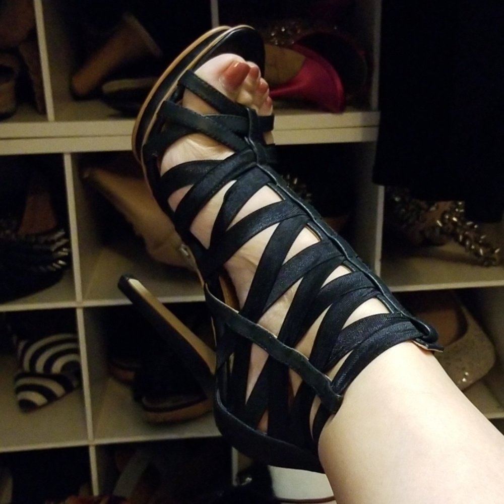 Express Cage Style Heels
